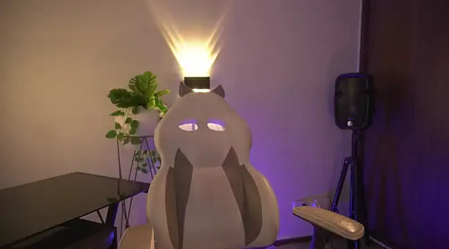 Snapshot of appolo_allen chatting on 2, 3, 2025 appolo allen online show from 2, 3, 2025