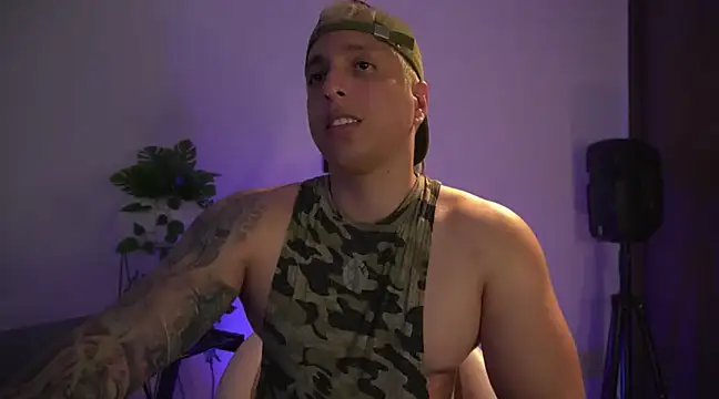 Snapshot of appolo_allen chatting on 11, 3, 2025 appolo allen online show from 11, 3, 2025