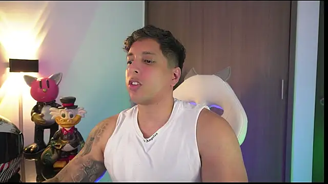 Snapshot of appolo_allen chatting on 12, 10, 2025 appolo allen online show from 12, 10, 2025