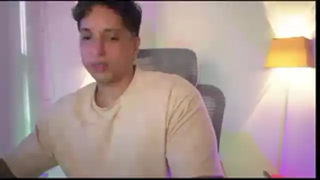 Snapshot of appolo_allen chatting on 16, 11, 2025 appolo allen online show from 16, 11, 2025