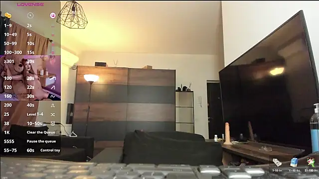 justchloex online show from 31, 1, 2025