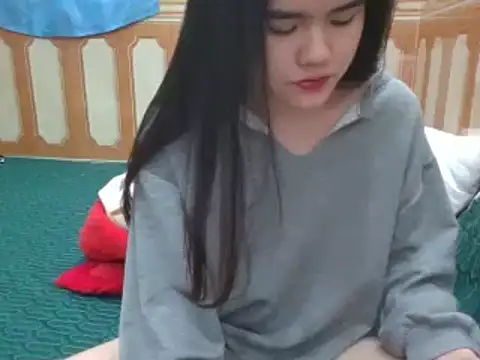 Yin-girl online show from 12, 1, 2025