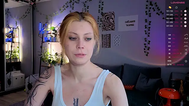 Snapshot of Your_Corvus chatting on 1, 4, 2026 Your Corvus online show from 1, 4, 2026