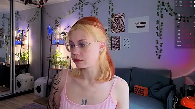 Snapshot of Your_Corvus chatting on 23, 4, 2026 Your Corvus online show from 23, 4, 2026