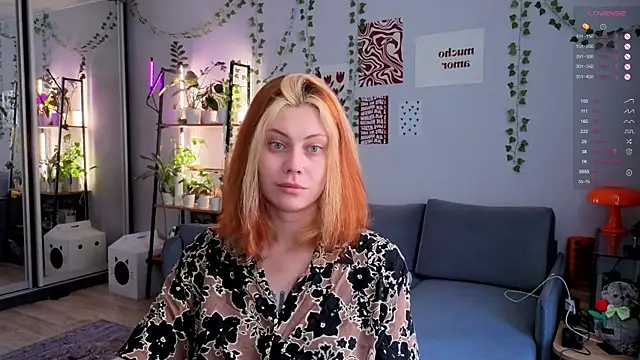 Snapshot of Your_Corvus chatting on 13, 5, 2026 Your Corvus online show from 13, 5, 2026