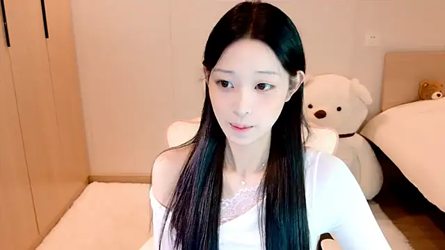 Snapshot of Xueb_J chatting on 4, 12, 2024 Xueb J online show from 4, 12, 2024