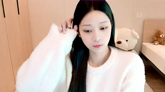 Snapshot of Xueb_J chatting on 15, 12, 2024 Xueb J online show from 15, 12, 2024