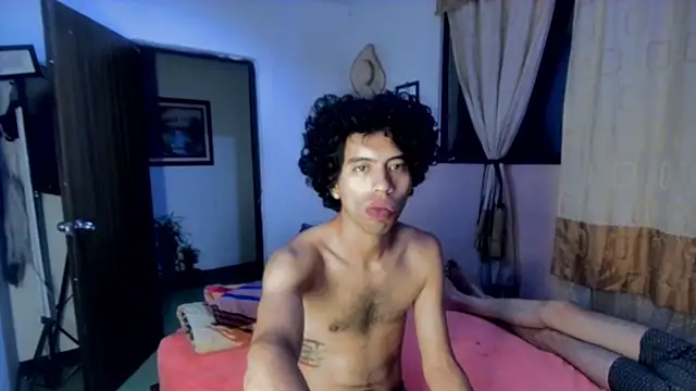 Snapshot of sweet_tippot chatting on 28, 1, 2025 sweet tippot online show from 28, 1, 2025