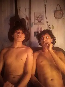 Snapshot of pedrodavid_ chatting on 19, 12, 2025 pedrodavid online show from 19, 12, 2025