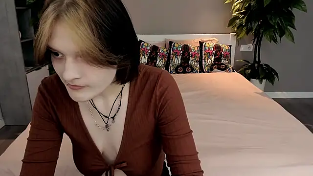 Snapshot of CandyBooms_ chatting on 21, 9, 2025 CandyBooms online show from 21, 9, 2025