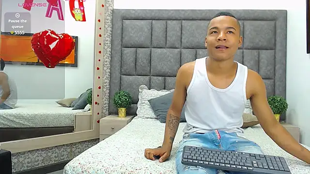 LiamsyAllison online show from 25, 2, 2025