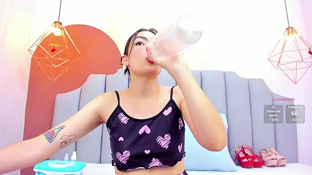 Snapshot of ThailyCherry chatting on 7, 2, 2025 ThailyCherry online show from 7, 2, 2025