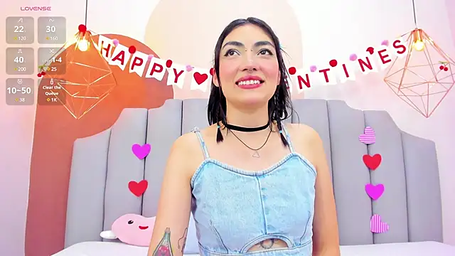 Snapshot of ThailyCherry chatting on 19, 2, 2025 ThailyCherry online show from 19, 2, 2025