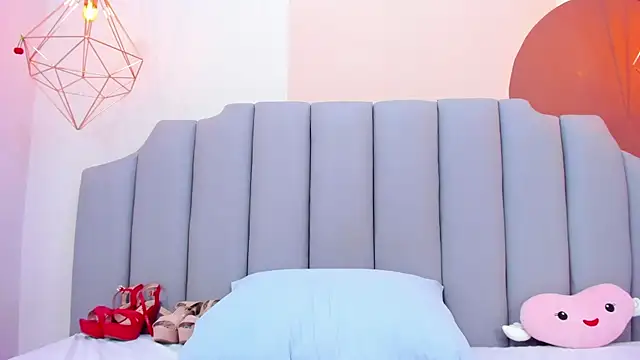 Snapshot of ThailyCherry chatting on 25, 2, 2025 ThailyCherry online show from 25, 2, 2025