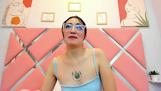 Snapshot of ThailyCherry chatting on 21, 3, 2025 ThailyCherry online show from 21, 3, 2025