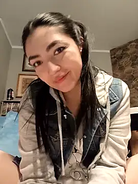 Snapshot of ThailyCherry chatting on 25, 11, 2025 ThailyCherry online show from 25, 11, 2025