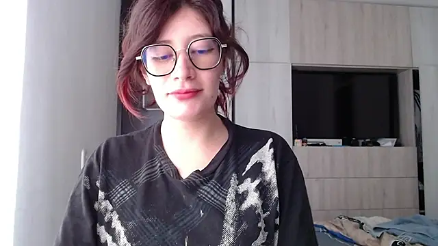 Snapshot of mariana124- chatting on 9, 2, 2025 mariana124- online show from 9, 2, 2025