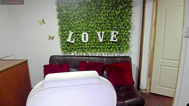 Snapshot of Enma__clark chatting on 25, 1, 2025 Enma clark online show from 25, 1, 2025