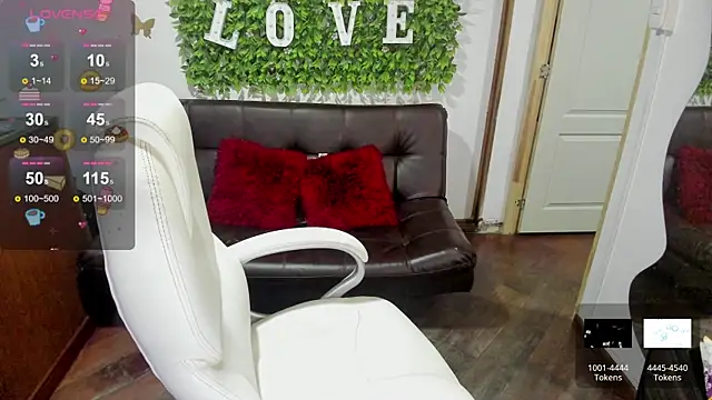 Snapshot of Enma__clark chatting on 11, 3, 2025 Enma clark online show from 11, 3, 2025