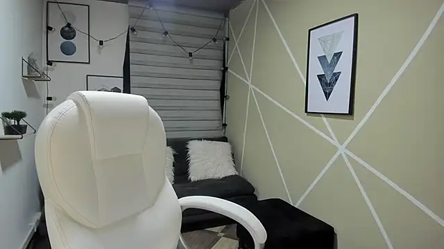 Snapshot of Enma__clark chatting on 20, 9, 2025 Enma clark online show from 20, 9, 2025