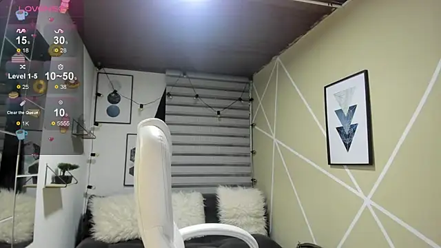 Snapshot of Enma__clark chatting on 29, 9, 2025 Enma clark online show from 29, 9, 2025