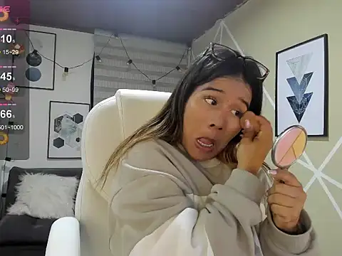 Snapshot of Enma__clark chatting on 22, 10, 2025 Enma clark online show from 22, 10, 2025