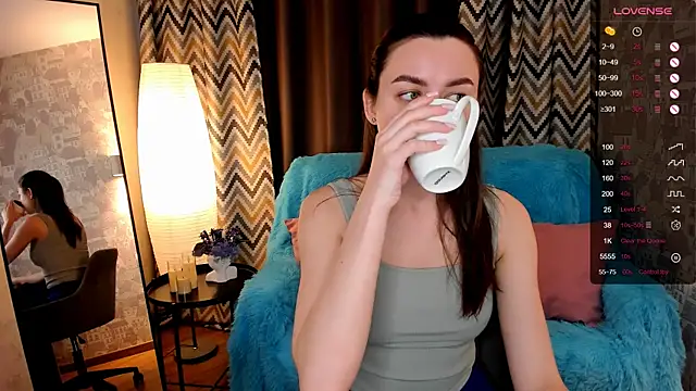 Snapshot of annacooleman chatting on 10, 11, 2025 annacooleman online show from 10, 11, 2025