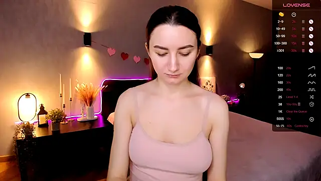 Snapshot of annacooleman chatting on 11, 11, 2025 annacooleman online show from 11, 11, 2025