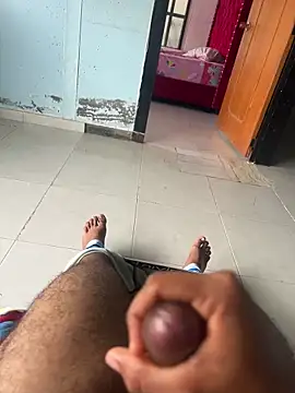 julian670 online show from 29, 3, 2026