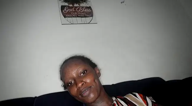 Snapshot of queen-goddess chatting on 8, 3, 2025 queen-goddess online show from 8, 3, 2025