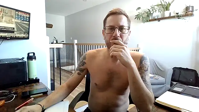 Bigdicktrav902 online show from 10, 2, 2025