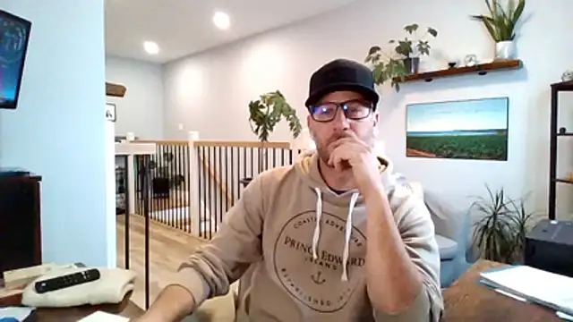 Bigdicktrav902 online show from 13, 1, 2026