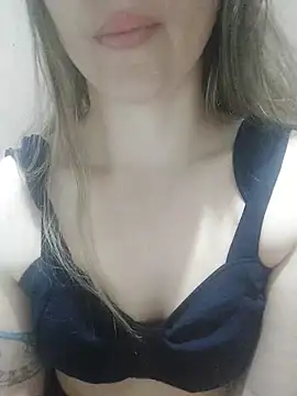 Snapshot of branca18hot chatting on 22, 10, 2025 branca18hot online show from 22, 10, 2025