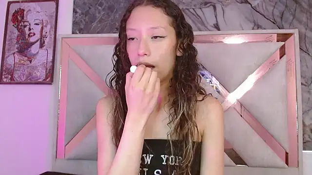 Snapshot of abbycutecs chatting on 25, 9, 2025 abbycutecs online show from 25, 9, 2025