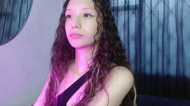 Snapshot of abbycutecs chatting on 22, 12, 2025 abbycutecs online show from 22, 12, 2025