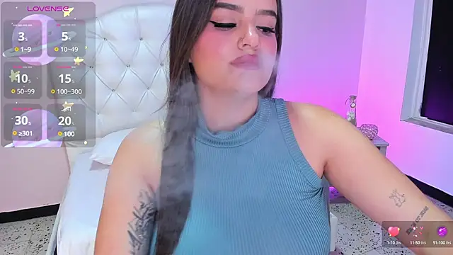 ellarosee  online show from 28, 2, 2025