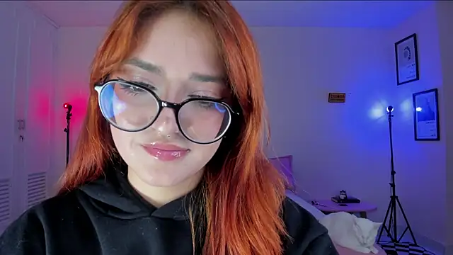 Snapshot of SweetJennaa chatting on 19, 1, 2025 SweetJennaa online show from 19, 1, 2025