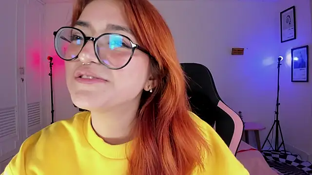 Snapshot of SweetJennaa chatting on 23, 1, 2025 SweetJennaa online show from 23, 1, 2025