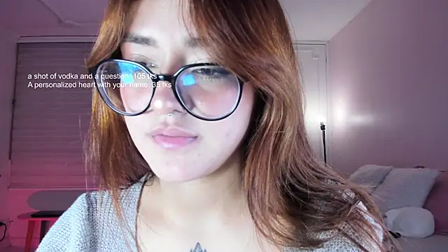 Snapshot of SweetJennaa chatting on 25, 2, 2025 SweetJennaa online show from 25, 2, 2025