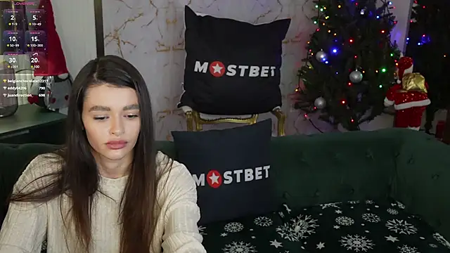 Snapshot of Gabriella054 chatting on 2, 1, 2025 Gabriella054 online show from 2, 1, 2025