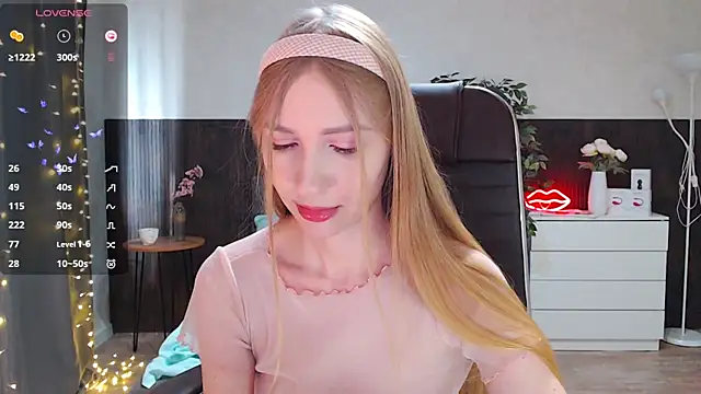 Snapshot of Cutie_Annie chatting on 26, 2, 2025 Cutie Annie online show from 26, 2, 2025