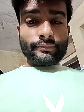 PRIYANHUxh online show from 28, 3, 2026