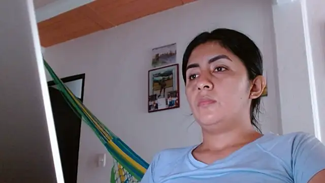 Snapshot of danna_peterson1 chatting on 12, 2, 2025 danna peterson1 online show from 12, 2, 2025