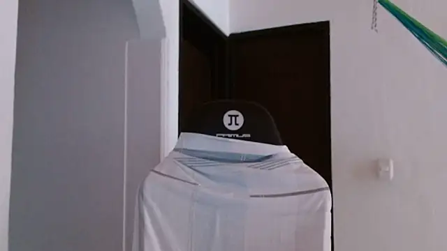 Snapshot of danna_peterson1 chatting on 16, 2, 2025 danna peterson1 online show from 16, 2, 2025