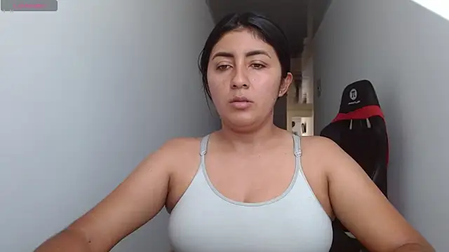 Snapshot of danna_peterson1 chatting on 29, 9, 2025 danna peterson1 online show from 29, 9, 2025