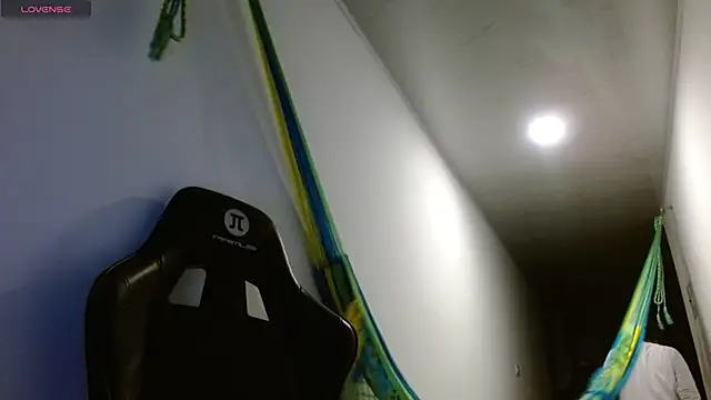 Snapshot of danna_peterson1 chatting on 25, 10, 2025 danna peterson1 online show from 25, 10, 2025