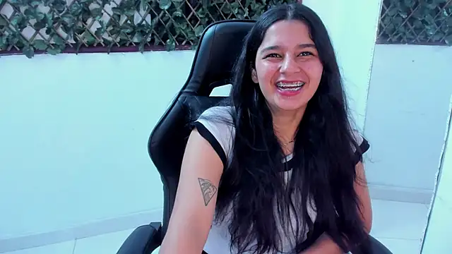 Snapshot of Megan_Whitte chatting on 18, 1, 2025 Megan Whitte online show from 18, 1, 2025