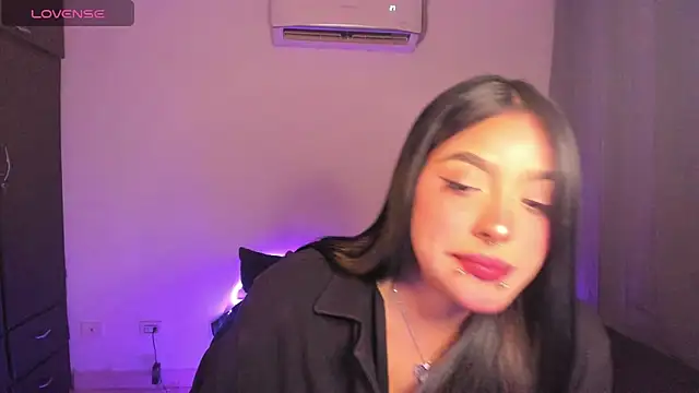 Snapshot of Mariana_Hasper_ chatting on 21, 6, 2026 Mariana Hasper online show from 21, 6, 2026