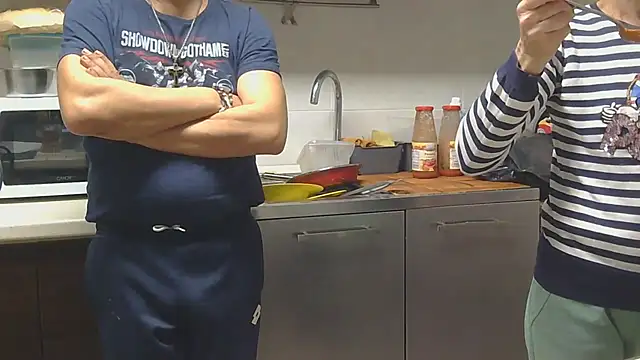 couplemilf2 online show from 14, 12, 2025