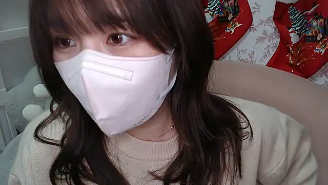 Snapshot of mei_hosina chatting on 18, 12, 2025 mei hosina online show from 18, 12, 2025